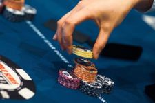 Giới hạn cược trong game bài Poker Win79 Club là gì?