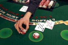 Tìm hiểu luật và cách chơi đánh bài đổi thưởng Blackjack Win79